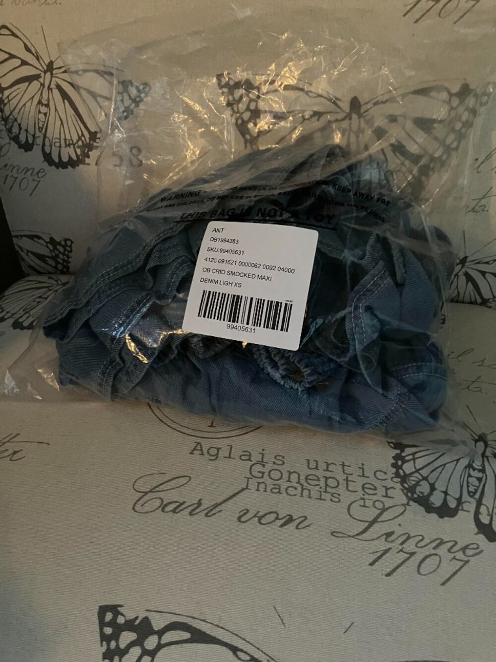 100% COTTON!!!Anthropologie Smocked Denim Midi Skirt - Picture 5 of 5